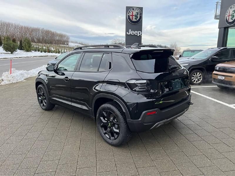 Neu Jeep Avenger Overland 145 PS (106 kW) 2026 Schwarz SUV