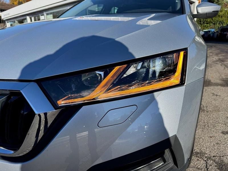 Gebraucht Skoda Octavia Scout 4x4 200 PS (147 kW) 2022 Kombi