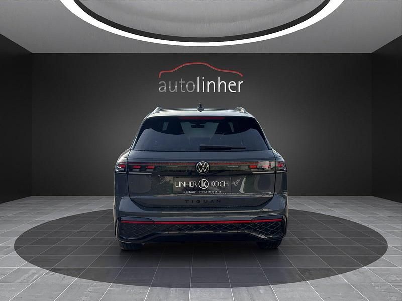 Gebraucht VW Tiguan R-line 193 PS (141 kW) 2025 SUV