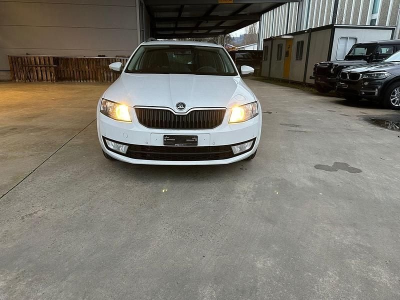 Gebraucht 2015 Skoda Octavia Ambition Kombi | CHF 6’900 (Guter Preis) - Bild 1/4