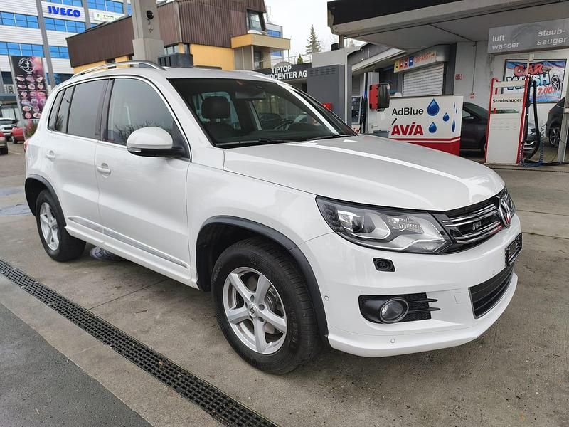 Gebraucht 2012 VW Tiguan Sportline SUV | CHF 9’900 (Etwas zu teuer) - Bild 1/4