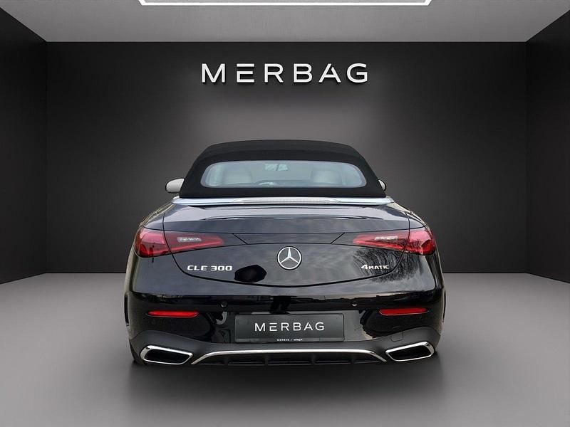 Neu Mercedes CLE300 258 PS (189 kW) 2026 Schwarz Cabrio