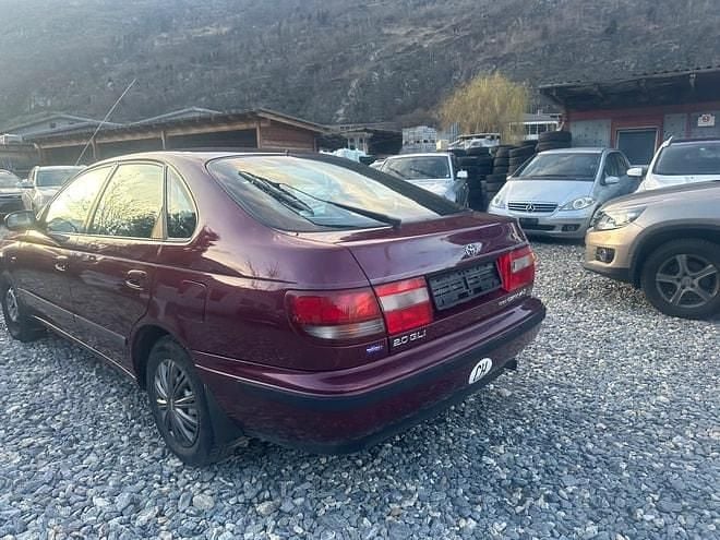Gebraucht 1997 Toyota Carina E | CHF 3’000 - Bild 1/4