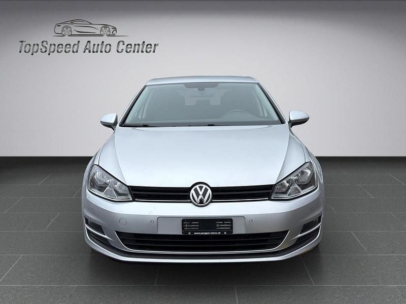 Gebraucht VW Golf Comfortline 105 PS (77 kW) 2013 Limousine