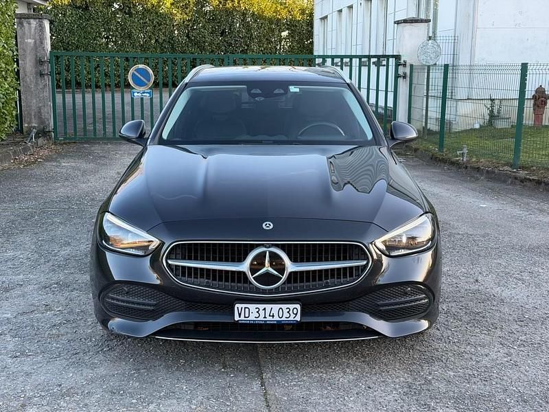 Gebraucht Mercedes C220 Avantgarde 200 PS (147 kW) 2021