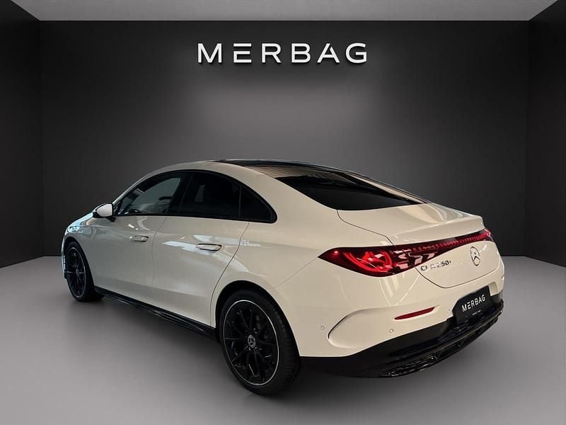 Neu Mercedes CLA 250+ AMG line 200 kW (272 PS) 2025 Weiss Limousine