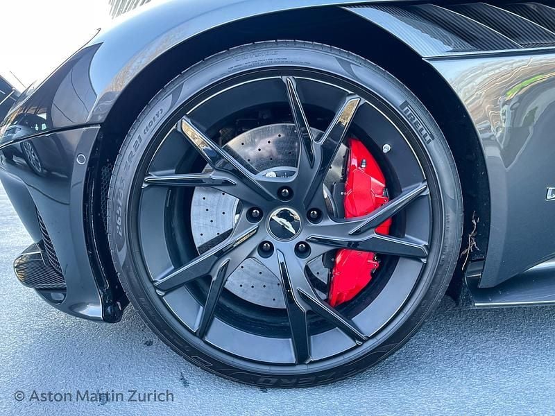 Gebraucht Aston Martin DBS 724 PS (532 kW) 2019 Schwarz Coupé