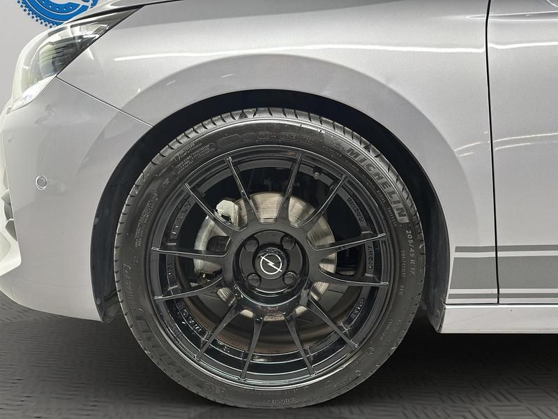 Gebraucht Opel Corsa 130 PS (95 kW) 2023 Grau Limousine