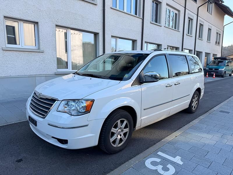 Gebraucht Chrysler Grand Voyager Clasic 163 PS (119 kW) 2010 Van / Kleinbus