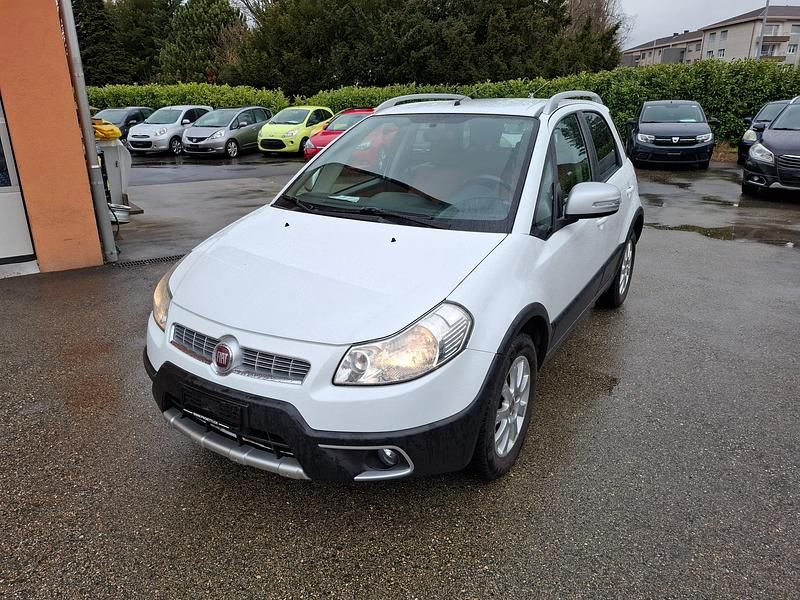 Gebraucht Fiat Sedici Dynamic 120 PS (88 kW) 2014 SUV