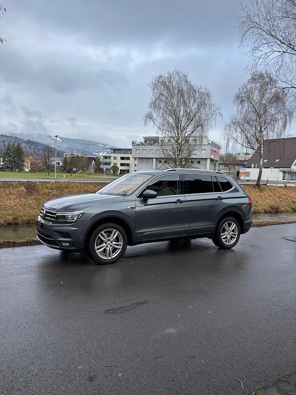 Gebraucht VW Tiguan Allspace Highline 190 PS (139 kW) 2019 SUV