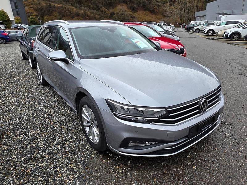 Gebraucht VW Passat Business 150 PS (110 kW) 2021 Kombi
