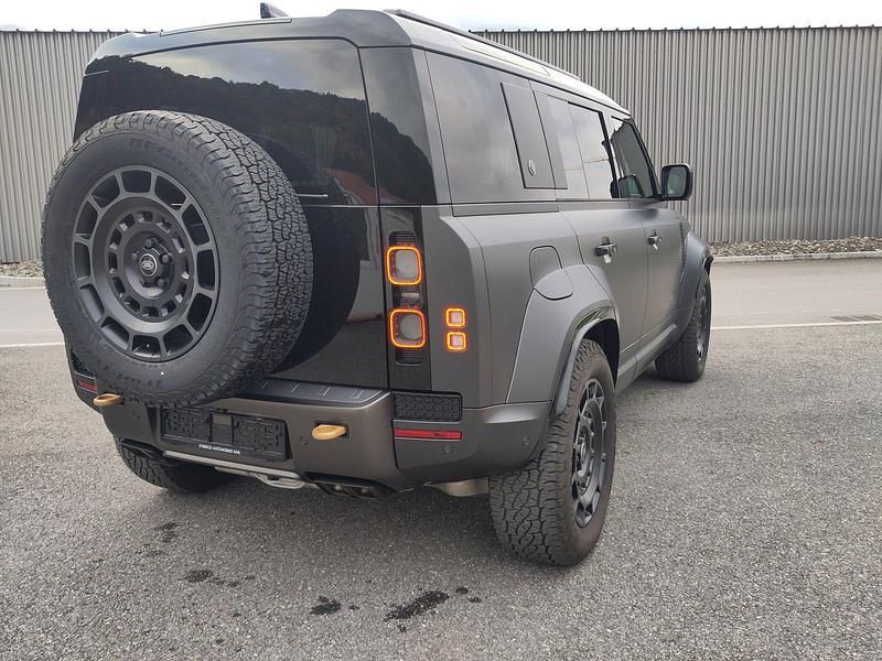 Gebraucht Land Rover Defender 635 PS (467 kW) 2025 SUV