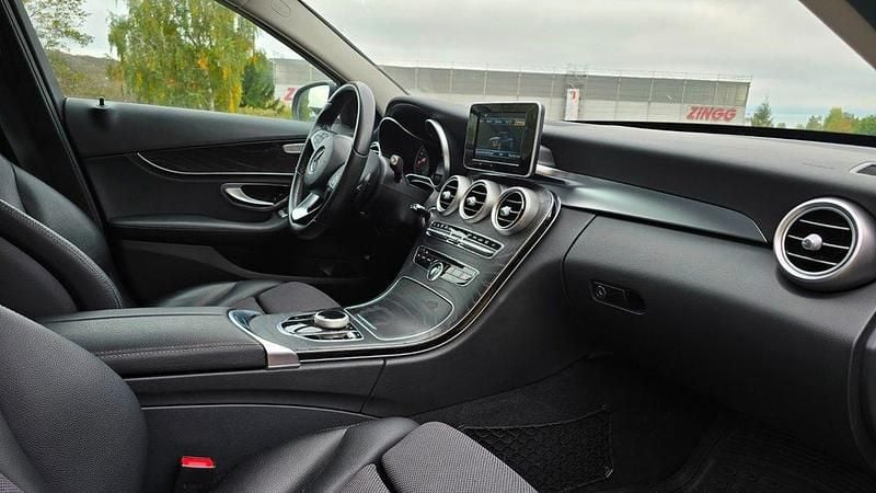 Gebraucht Mercedes C220 170 PS (125 kW) 2016 Limousine