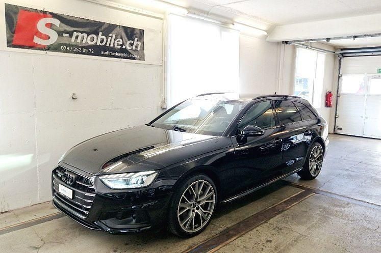 Gebraucht Audi A4 Attraction 204 PS (150 kW) 2022 Kombi