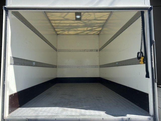 Gebraucht Mercedes Sprinter 170 PS (125 kW) 2023 Van