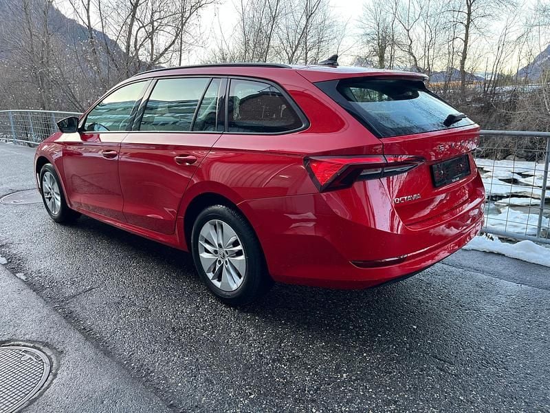 Gebraucht Skoda Octavia Ambition 150 PS (110 kW) 2021 Kombi