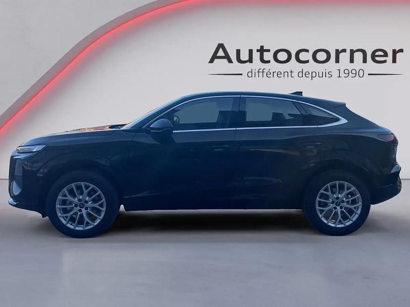 Neu Audi Q3 Sportback 150 PS (110 kW) 2026 Schwarz SUV