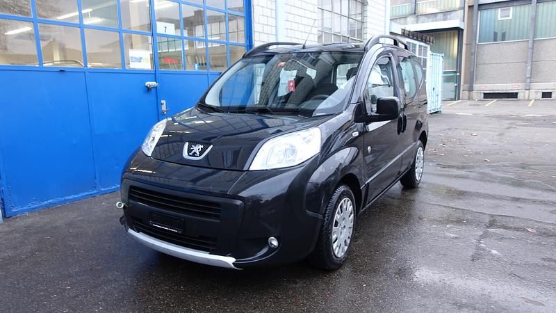 Gebraucht Peugeot Bipper Outdoor 73 PS (53 kW) 2013 Van / Kleinbus