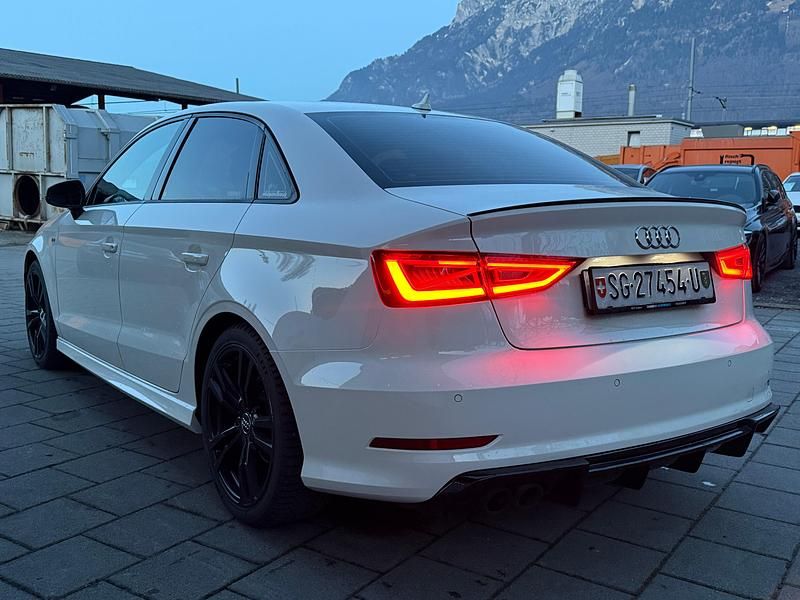 Gebraucht Audi A3 Attraction 150 PS (110 kW) 2014 Limousine