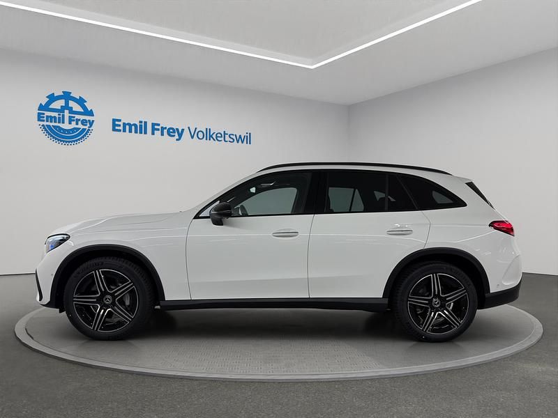 Neu Mercedes GLC220 AMG line 220 PS (161 kW) 2025 Weiss SUV