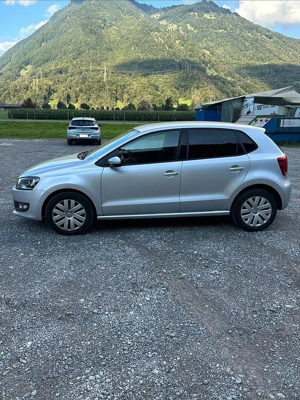 Gebraucht VW Polo Comfortline 90 PS (66 kW) 2012