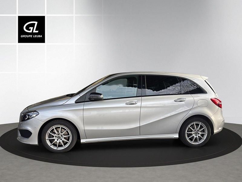 Gebraucht Mercedes B220 Style 184 PS (135 kW) 2018 Silber Van / Kleinbus