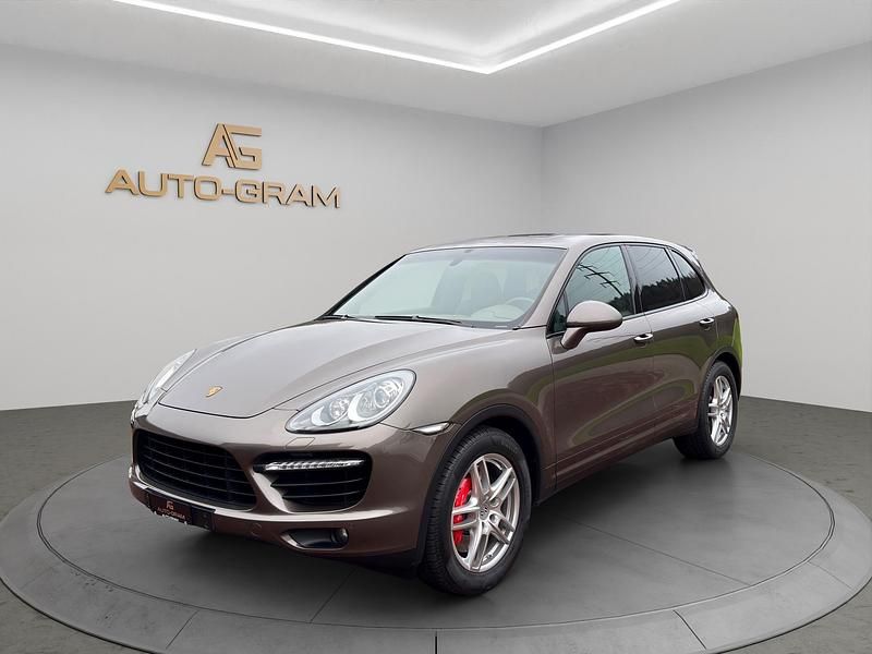 Gebraucht 2012 Porsche Cayenne Turbo SUV | CHF 33’990 (Etwas zu teuer) - Bild 1/4