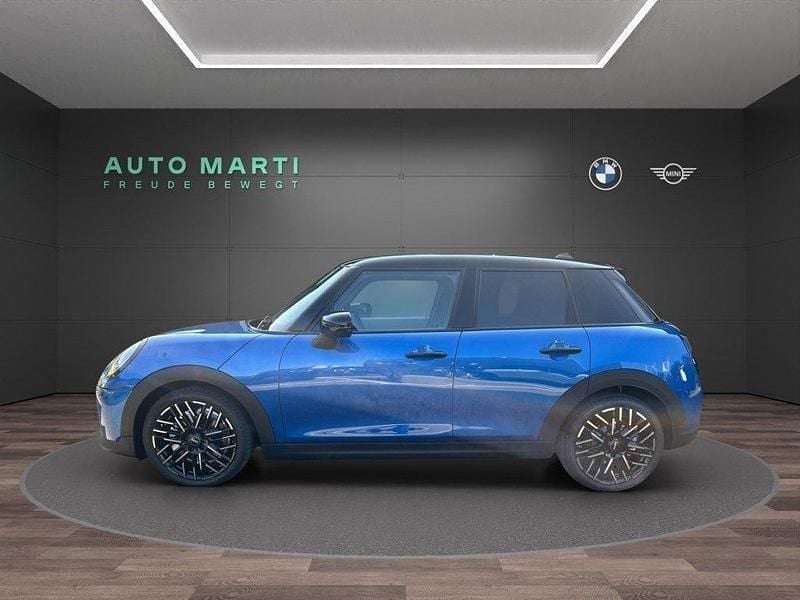 Neu Mini Cooper 156 PS (114 kW) 2025 Blau metallic mét. Kleinwagen