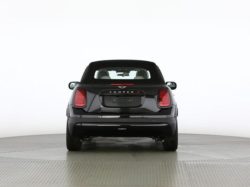 Neu Mini Cooper S Cabriolet 204 PS (150 kW) 2025 Schwarz Cabrio