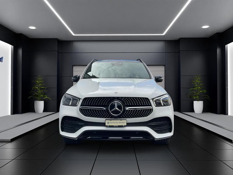 Gebraucht Mercedes GLE400 AMG line 330 PS (242 kW) 2022 Weiss SUV