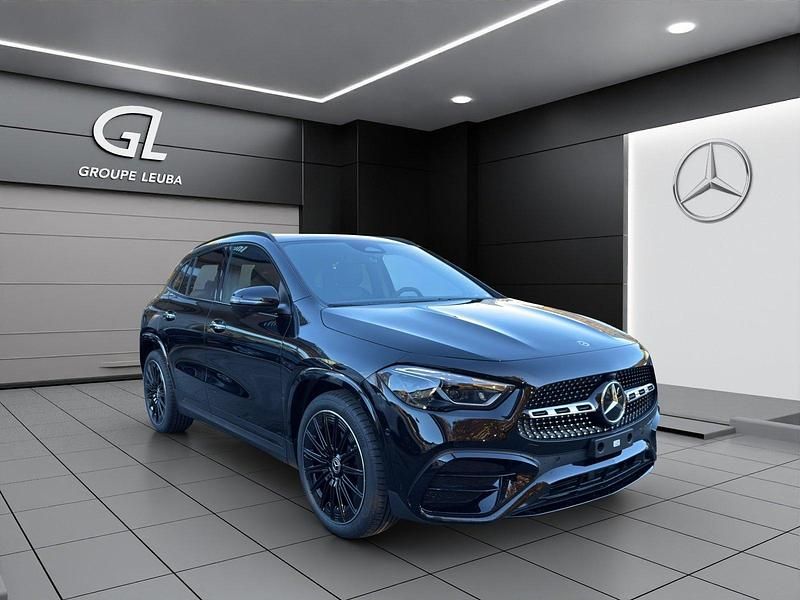 Schwarz Neu 2025 Mercedes GLA200 SUV | CHF 62’700 - Bild 1/4