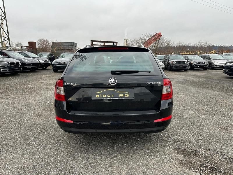 Gebraucht Skoda Octavia Ambition 150 PS (110 kW) 2016 Kombi