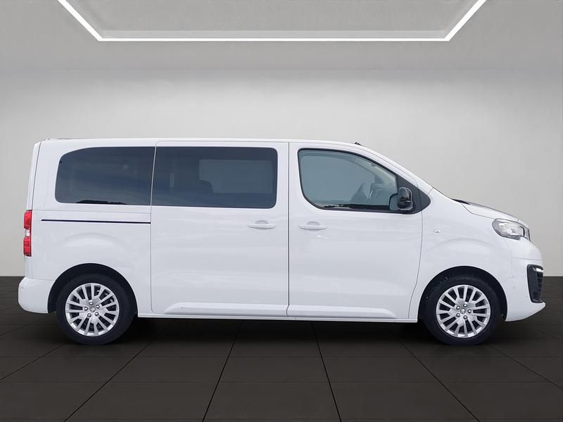 Gebraucht Peugeot Traveller Business-Line 180 PS (132 kW) 2024 Van / Kleinbus