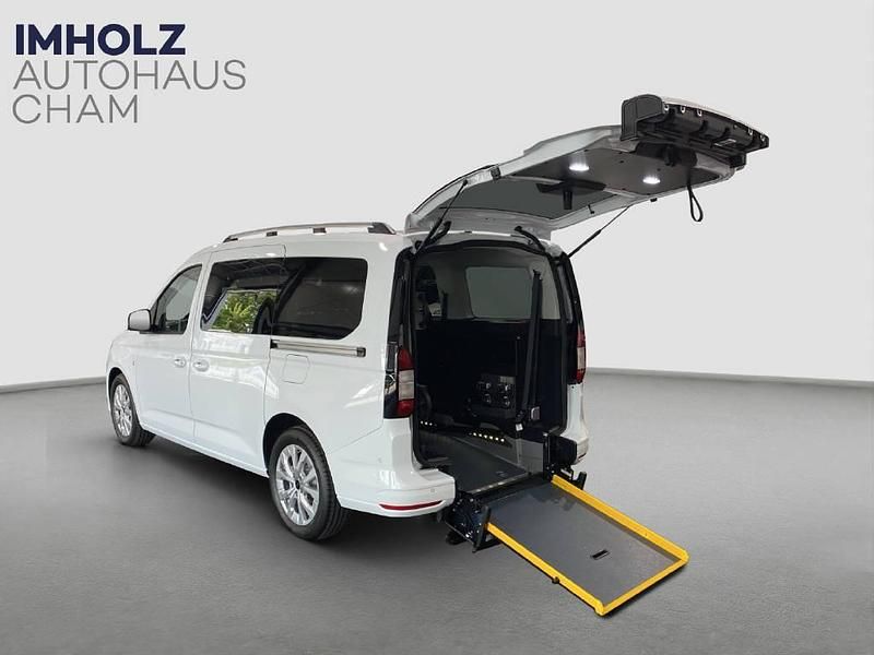 Neu Ford Tourneo Titanium 122 PS (89 kW) 2025 Weiss Kombi