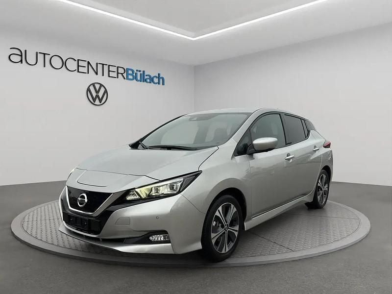 Gebraucht Nissan Leaf Tekna 110 kW (150 PS) 2025 Gray Kleinwagen