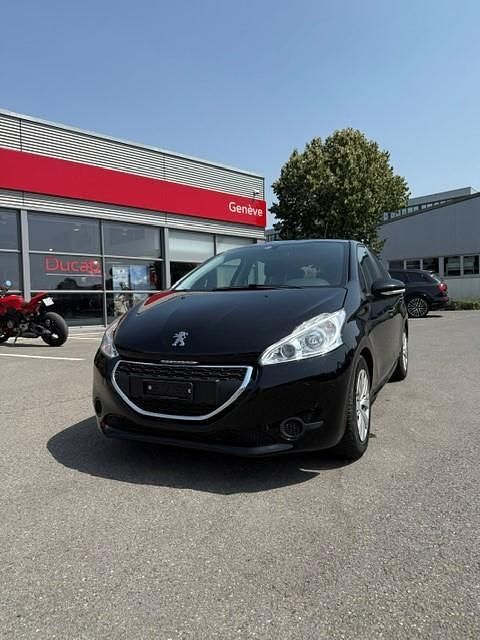 Gebraucht 2014 Peugeot 208 Style Kleinwagen | CHF 6’900 (Fairer Preis) - Bild 1/4
