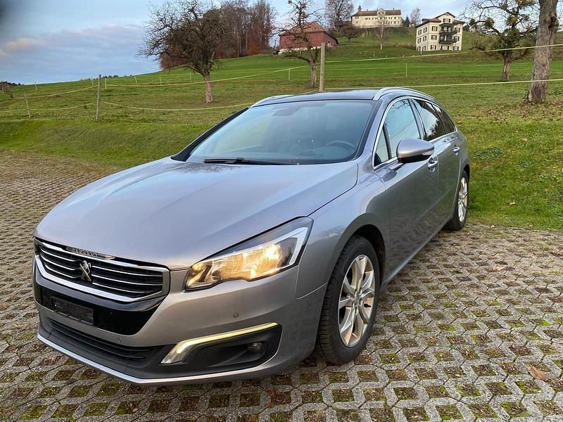 Gebraucht 2018 Peugeot 508 SW Active Kombi | CHF 9’800 (Etwas zu teuer) - Bild 1/4