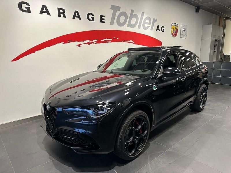 Neu Alfa Romeo Stelvio Quadrifoglio 520 PS (382 kW) 2025 Schwarz SUV