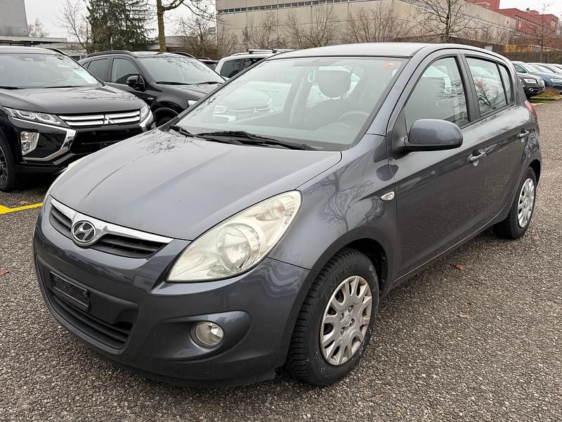 Gebraucht Hyundai i20 Comfort 78 PS (57 kW) 2011 Kleinwagen