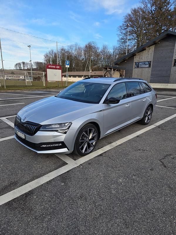 Gebraucht Skoda Superb SportLine 218 PS (160 kW) 2022