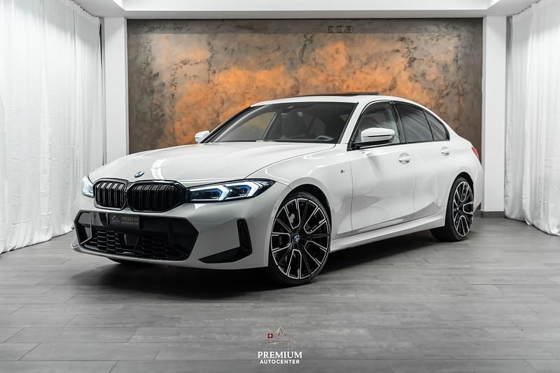 Gebraucht BMW 330 M Sport 245 PS (180 kW) 2025