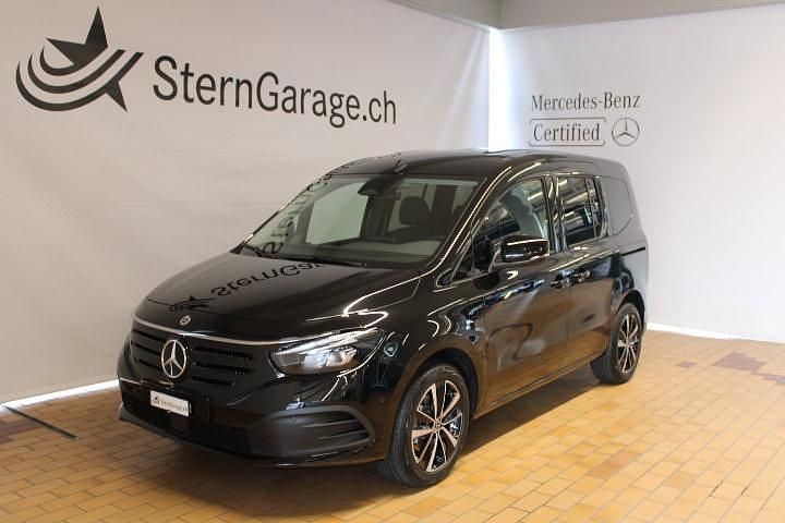 Gebraucht Mercedes EQT200 Progressive 89 kW (122 PS) 2024 Grau Van / Kleinbus