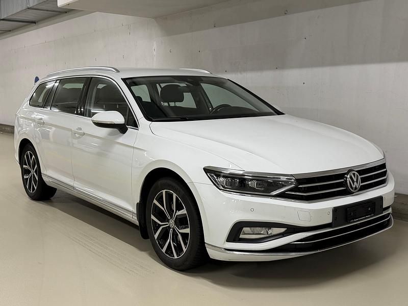 Gebraucht VW Passat Elegance 190 PS (139 kW) 2019