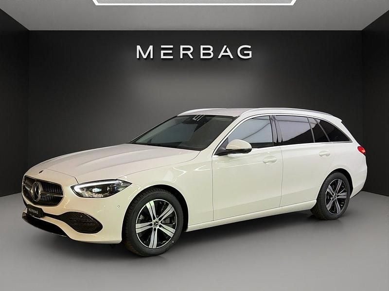Gebraucht Mercedes C220 197 PS (144 kW) 2024 Weiss Kombi