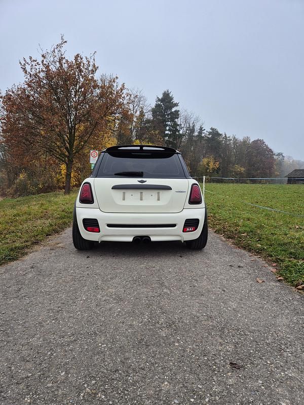 Gebraucht Mini John Cooper Works 211 PS (155 kW) 2011 Kleinwagen