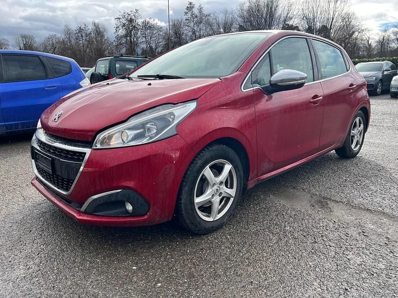 Gebraucht Peugeot 208 Active 110 PS (80 kW) 2017 Kleinwagen