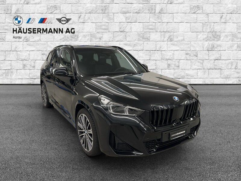 Gebraucht BMW X1 Luxury Line 211 PS (155 kW) 2023 Schwarz SUV