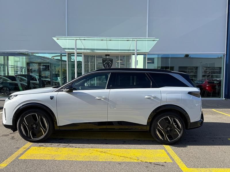 Weiss Neu 2025 Peugeot 5008 SUV | CHF 53’900 (Fairer Preis) - Bild 1/4