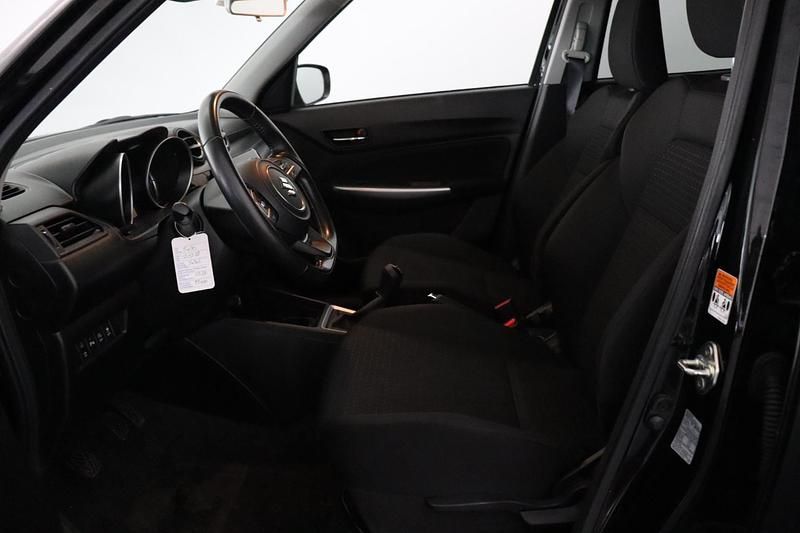 Gebraucht Suzuki Swift 83 PS (61 kW) 2021 Schwarz Limousine